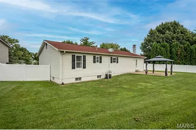 33 W Garden Walk Drive, Saint Peters, MO 63376 - Photo 36