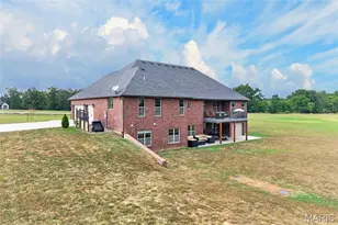 19160 Promise Dr, Lebanon, MO 65536 - Photo 6