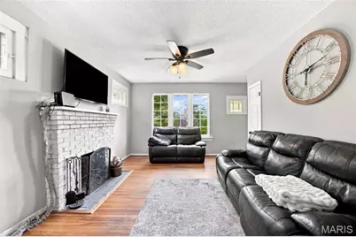 8748 Pine Avenue, Saint Louis, MO 63144 - Photo 6