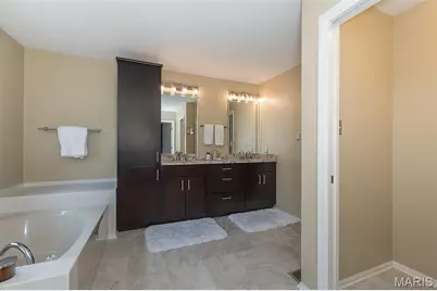 204 Hillsboro Court, O'Fallon, MO 63368 - Photo 26