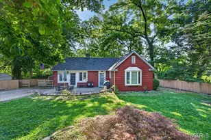 210 Cheney Ln, Webster Groves, MO 63119 - Photo 2