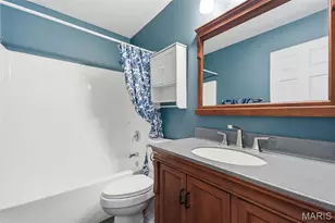 1018 Reddington Timbers Dr, Saint Charles, MO 63304 - Photo 18