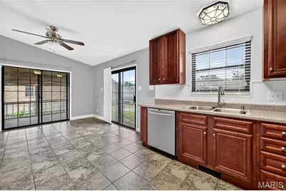 10755 Kennerly Road, Sunset Hills, MO 63128 - Photo 6