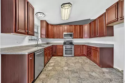 10755 Kennerly Road, Sunset Hills, MO 63128 - Photo 4