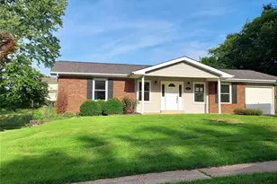 3404 Taylor Ave, Bridgeton, MO 63044 - Photo 1