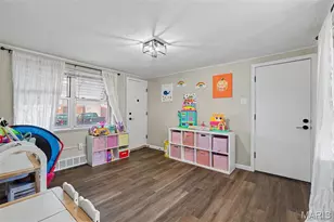 5829 Oleatha Ave, Saint Louis, MO 63139 - Photo 10