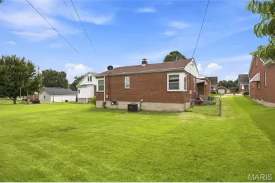413 W 9th Street, Hermann, MO 65041 - Photo 22