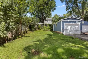 8921 Powell Ave, Brentwood, MO 63144 - Photo 24