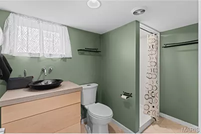 8921 Powell Avenue, Brentwood, MO 63144 - Photo 20