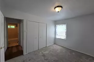 10642 Dunkeld Cir, Saint Louis, MO 63137 - Photo 8
