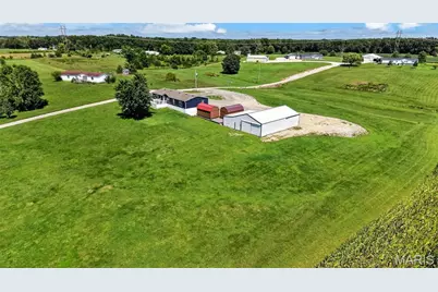 200 Fairview Drive, Winfield, MO 63389 - Photo 2