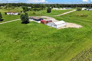 200 Fairview Dr, Winfield, MO 63389 - Photo 2