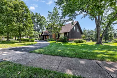 332 Ladue Lake Drive, Creve Coeur, MO 63141 - Photo 76