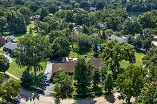 332 Ladue Lake Dr, Creve Coeur, MO 63141 - Photo 70