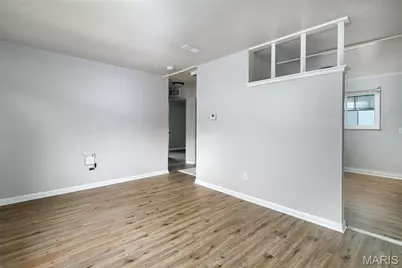 10348 Earl Drive, Saint Louis, MO 63136 - Photo 4
