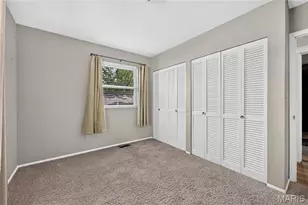4 W Cheshire Dr, Saint Charles, MO 63303 - Photo 20
