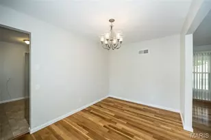 1840 St Anthony Ln, Florissant, MO 63033 - Photo 8