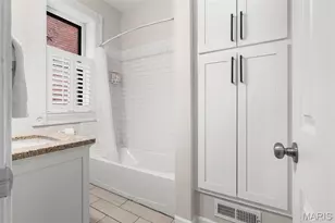 3888 Utah Pl, Saint Louis, MO 63116 - Photo 16