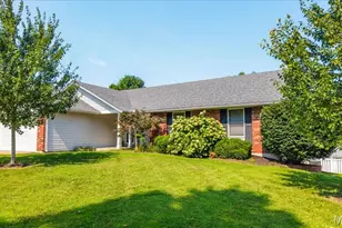 25 Park Pl, Saint Peters, MO 63376 - Photo 2