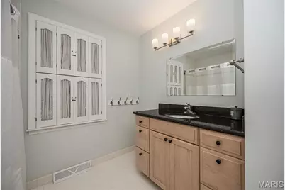749 Chatelet Woods Drive, Saint Louis, MO 63135 - Photo 24