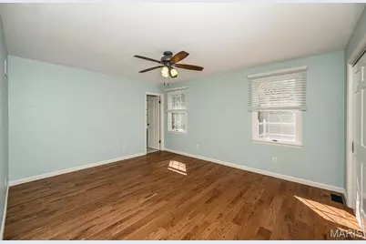 749 Chatelet Woods Drive, Saint Louis, MO 63135 - Photo 14