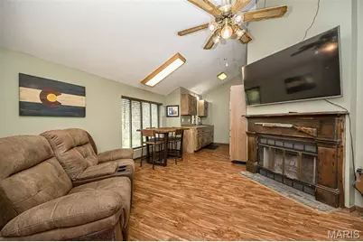 415 Lilac Lane, Saint Clair, MO 63077 - Photo 14