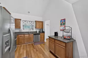 2224 St Clair Ave, Brentwood, MO 63144 - Photo 6