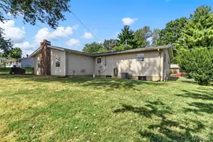 106 Paula Dr, Saint Charles, MO 63301 - Photo 36