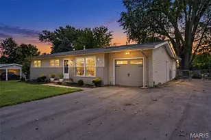 106 Paula Dr, Saint Charles, MO 63301 - Photo 1