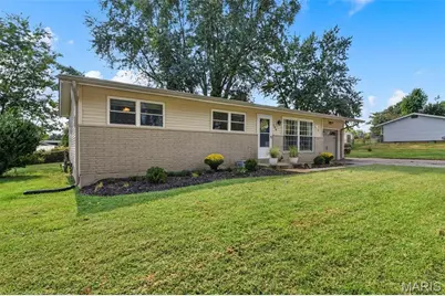 106 Paula Drive, Saint Charles, MO 63301 - Photo 4