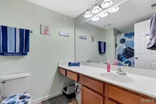 2470 Lampong Dr, Saint Louis, MO 63125 - Photo 16