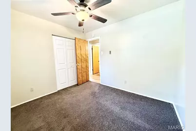 7601 Hazelcrest Drive #E, Hazelwood, MO 63042 - Photo 18