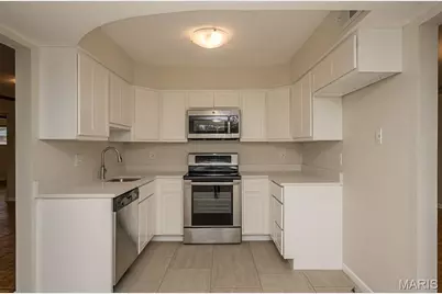 9136 Pardee Spur, Saint Louis, MO 63126 - Photo 22