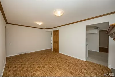 9136 Pardee Spur, Saint Louis, MO 63126 - Photo 16