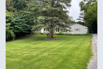 8375 Latty Avenue, Hazelwood, MO 63042 - Photo 2