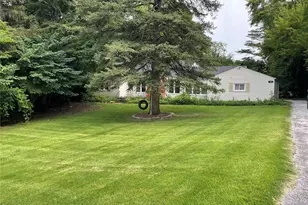 8375 Latty Ave, Hazelwood, MO 63042 - Photo 2