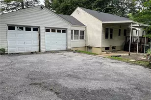 8375 Latty Ave, Hazelwood, MO 63042 - Photo 6
