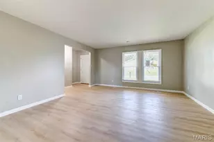 2206 Outlook Dr, Saint Louis, MO 63136 - Photo 10