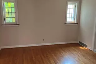 7262 Ravinia Dr, Saint Louis, MO 63121 - Photo 10