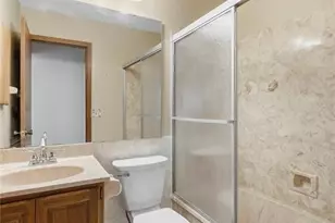 3044 Brentmoor Dr, Saint Charles, MO 63303 - Photo 36
