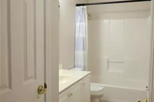 11479 Daykin Dr, Saint Louis, MO 63146 - Photo 30