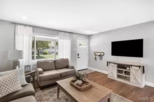 7 St Mark Dr, Saint Peters, MO 63376 - Photo 6