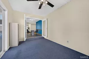 2847 Foxwood Dr, Maryland Heights, MO 63043 - Photo 8