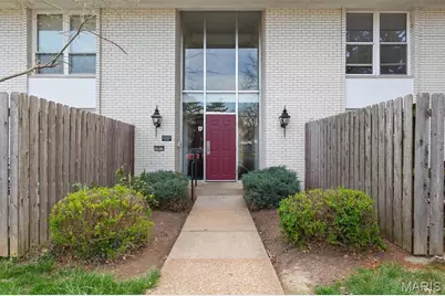 10415 Briarbend Drive #2, Saint Louis, MO 63146 - Photo 2