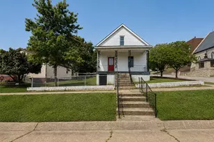 600 S 3rd St, De Soto, MO 63020 - Photo 1