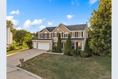 109 Crimson Oaks Court, Lake Saint Louis, MO 63367 - Photo 2