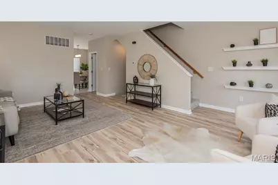 6 Robinson Circle Drive, Saint Louis, MO 63136 - Photo 10