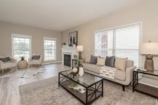 6 Robinson Circle Dr, Saint Louis, MO 63136 - Photo 4