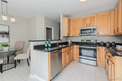 6 Robinson Circle Drive, Saint Louis, MO 63136 - Photo 18