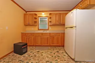302 Fairview Ln, Desloge, MO 63601 - Photo 24